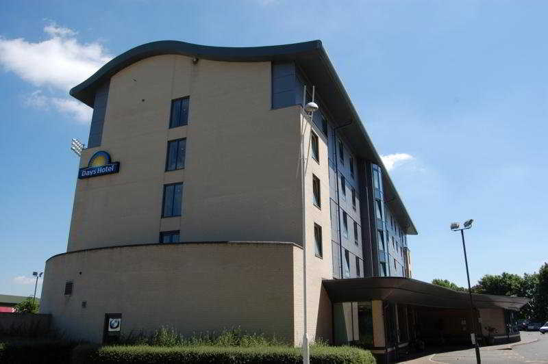 Days Hotel